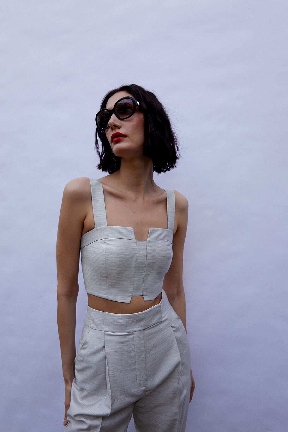 Bej Kalın Askılı Crop Keten Bluz