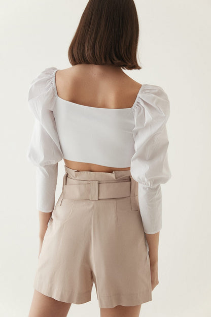 Beyaz Çapraz Bağcık Detaylı Crop Bluz