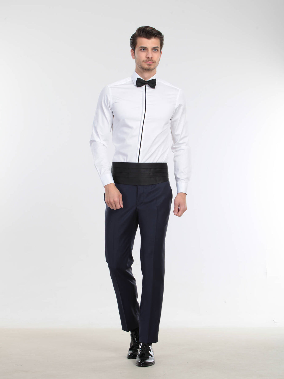 Beyaz Düz Slim Fit Düz Manşet Klasik Yaka Smokin Gömlek