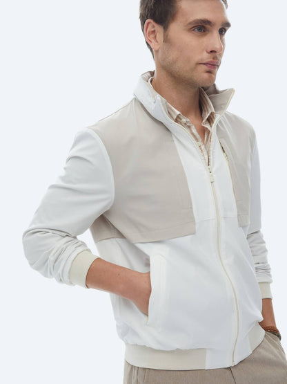 Beyaz Regular Fit Kapüşonlu Casual Dokuma Mont
