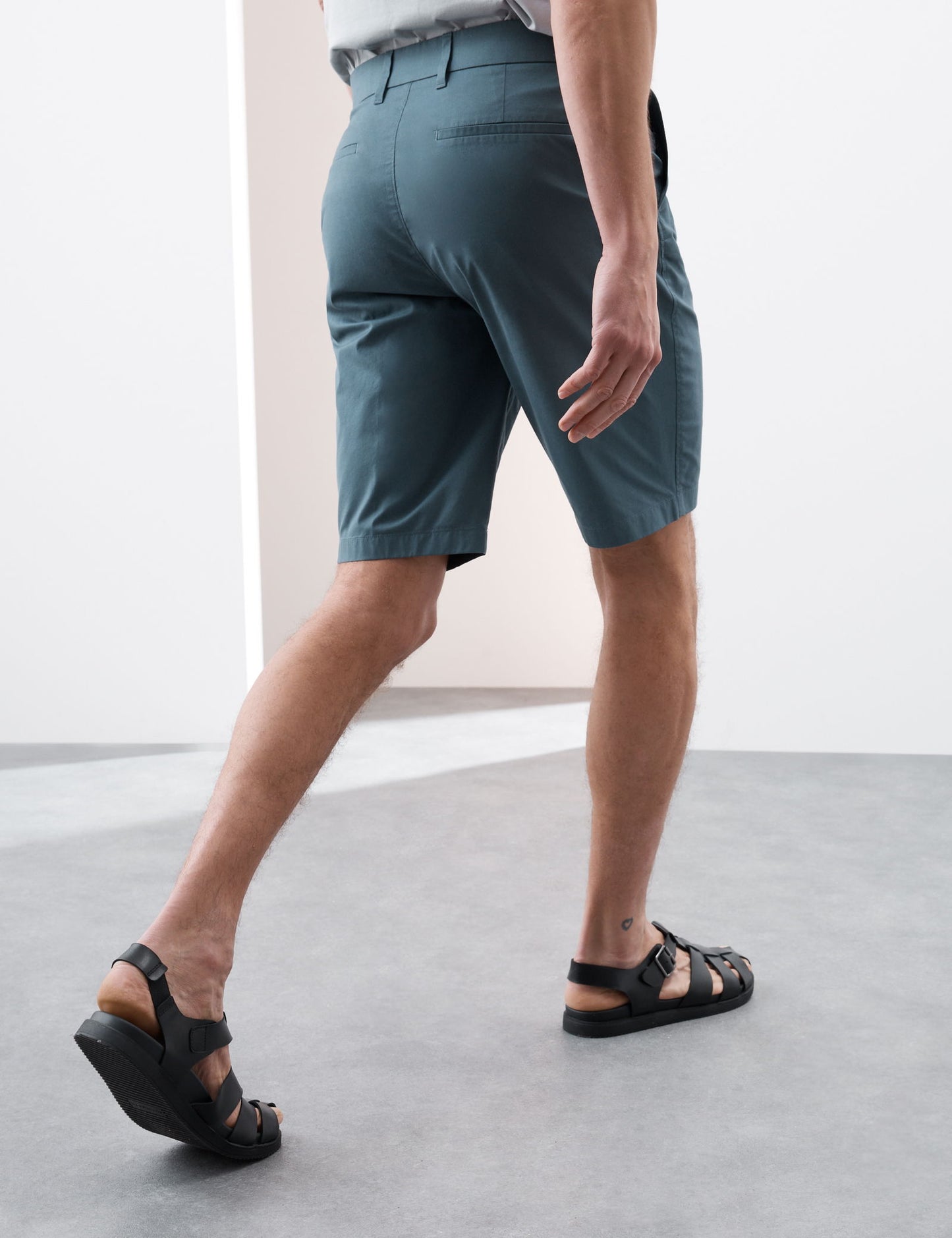 Pamuk Karışımlı Regular Fit Lightweight Chino Şort