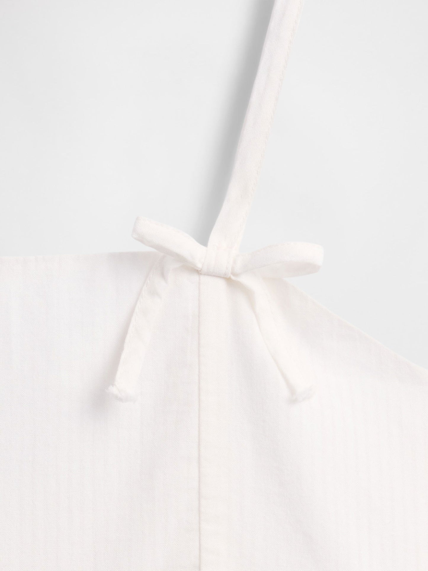 Beyaz Askılı Peplum Bluz