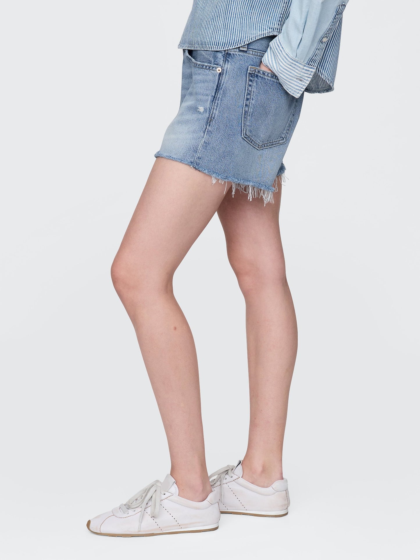 Açık Mavi 4 Mid Rise Ultrasoft Relaxed Şort