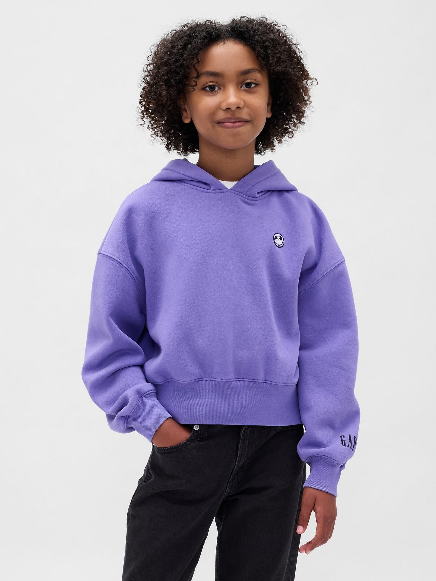 Mor Gap × Disney Tim Burton’s The Nightmare Before Christmas Vintagesoft Crop Sweatshirt