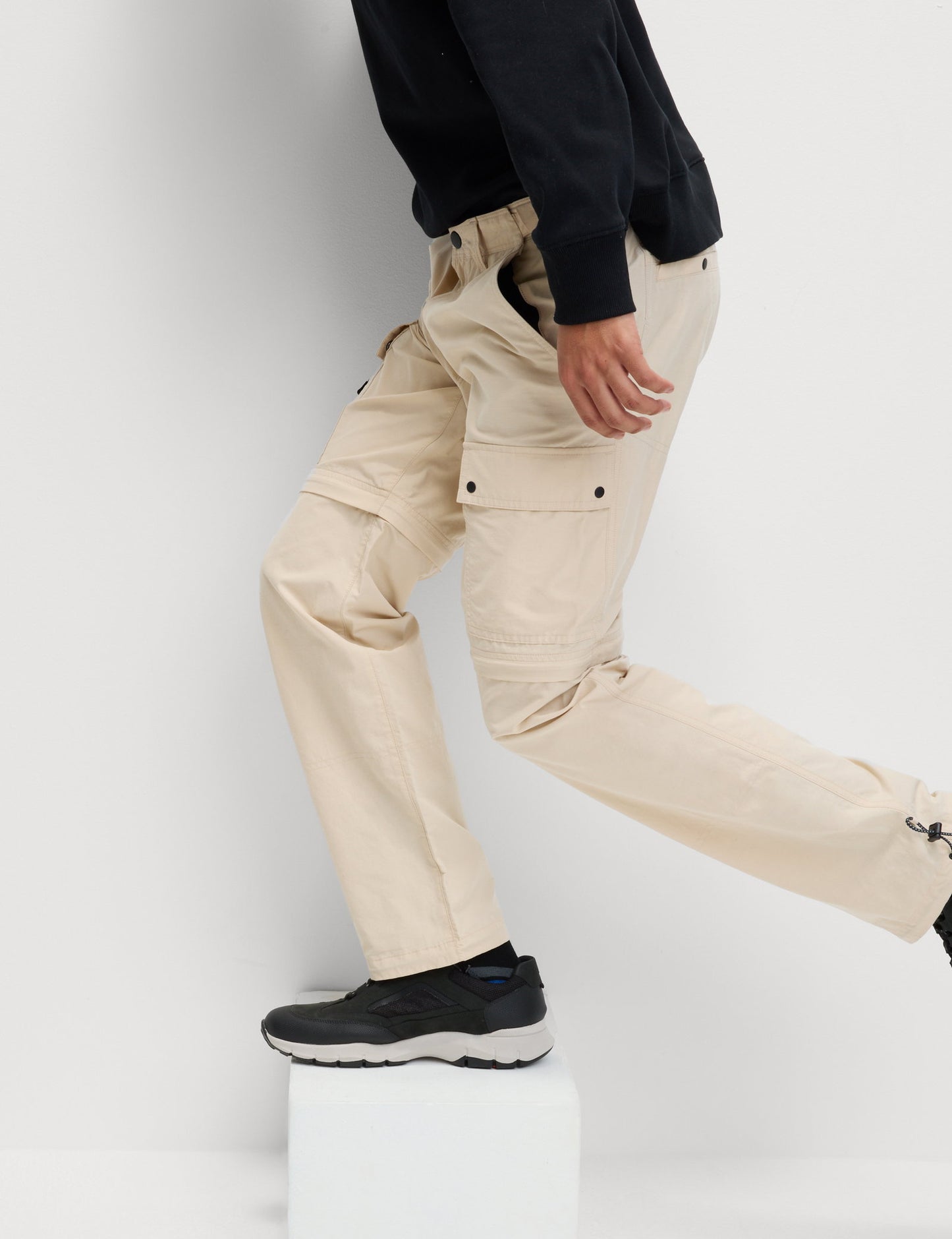 Straight Fit Stormwear:trade_mark: Yürüyüş Pantolonu