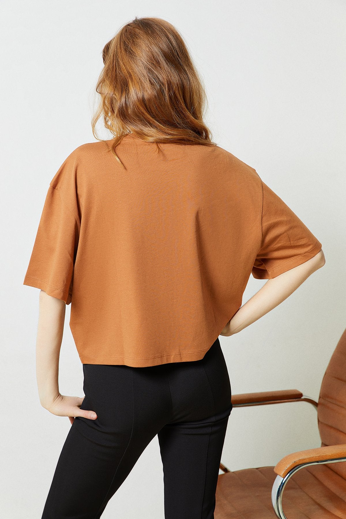 Tütün Geniş Kesim Kısa T-shirt