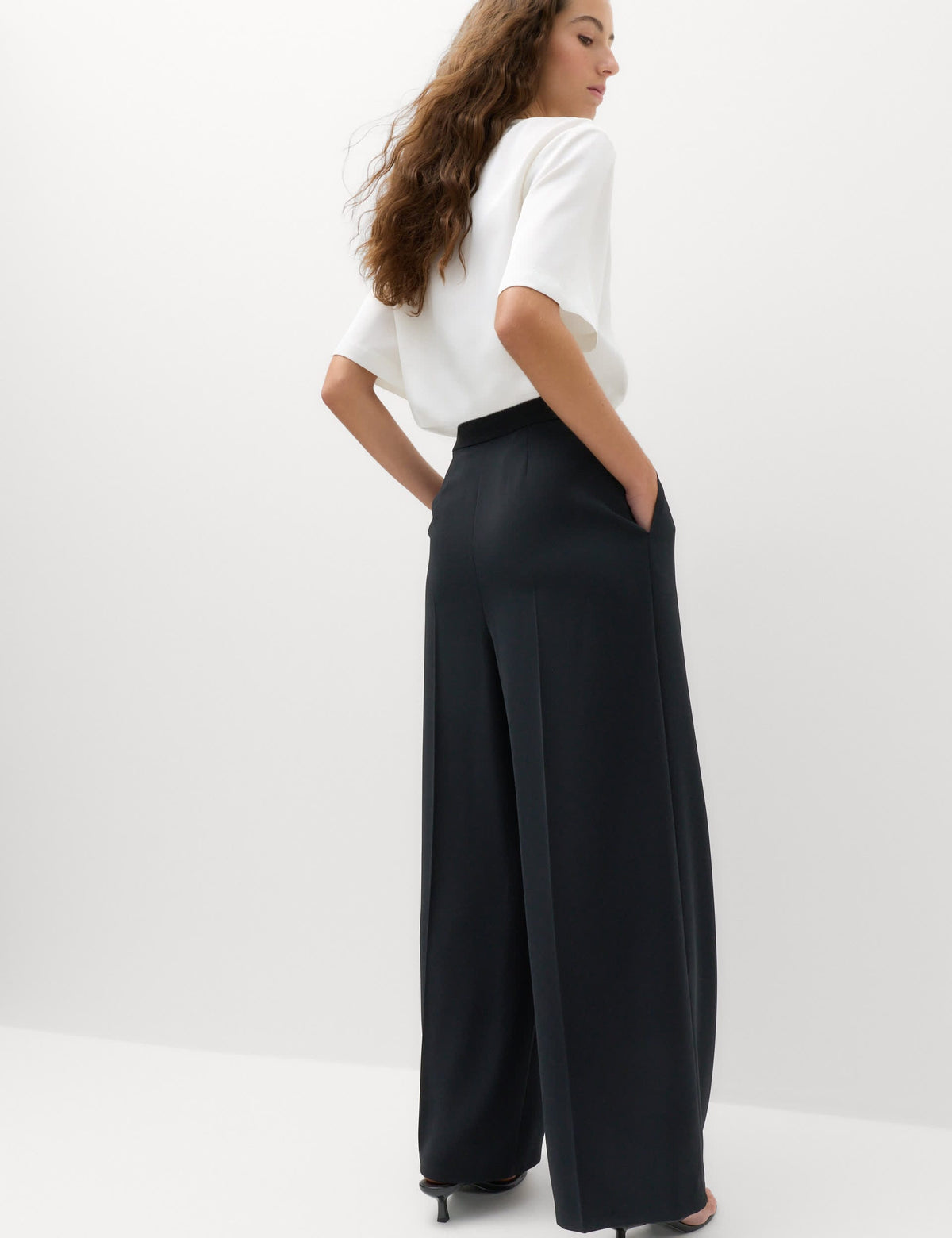 Saf Pamuk Pileli Wide Leg Pantolon