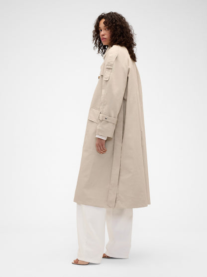 Ekru Gap × Victoria Beckham Trençkot