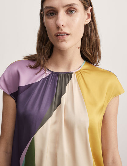 Kısa Kollu Renk Bloklu Bluz