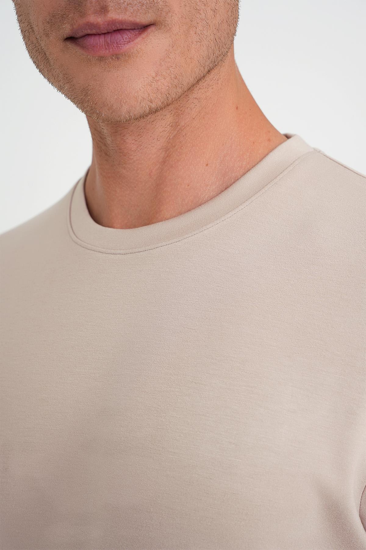 Ts 885 Comfort Fit Bisiklet Yaka Esnek Pamuk Casuel Bej Tişört