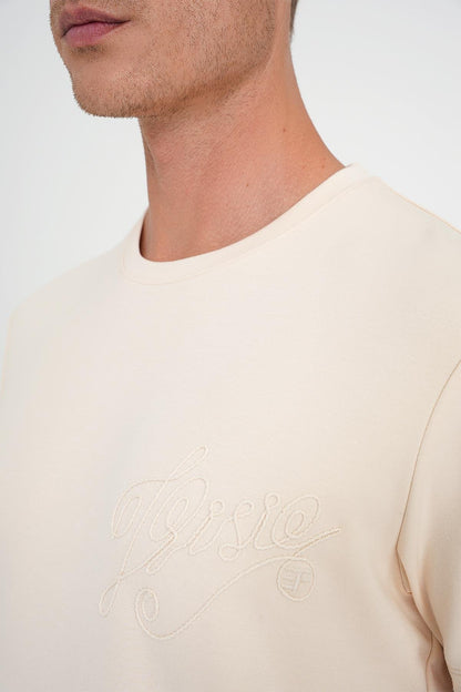 Comfort Fit Bisiklet Yaka Nakışlı Kısa Kol Açık Krem Pamuk Tişört Ts 910