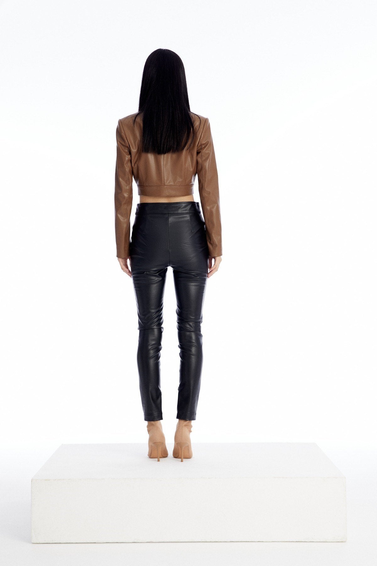 Cut-out Detaylı Camel Crop Ceket