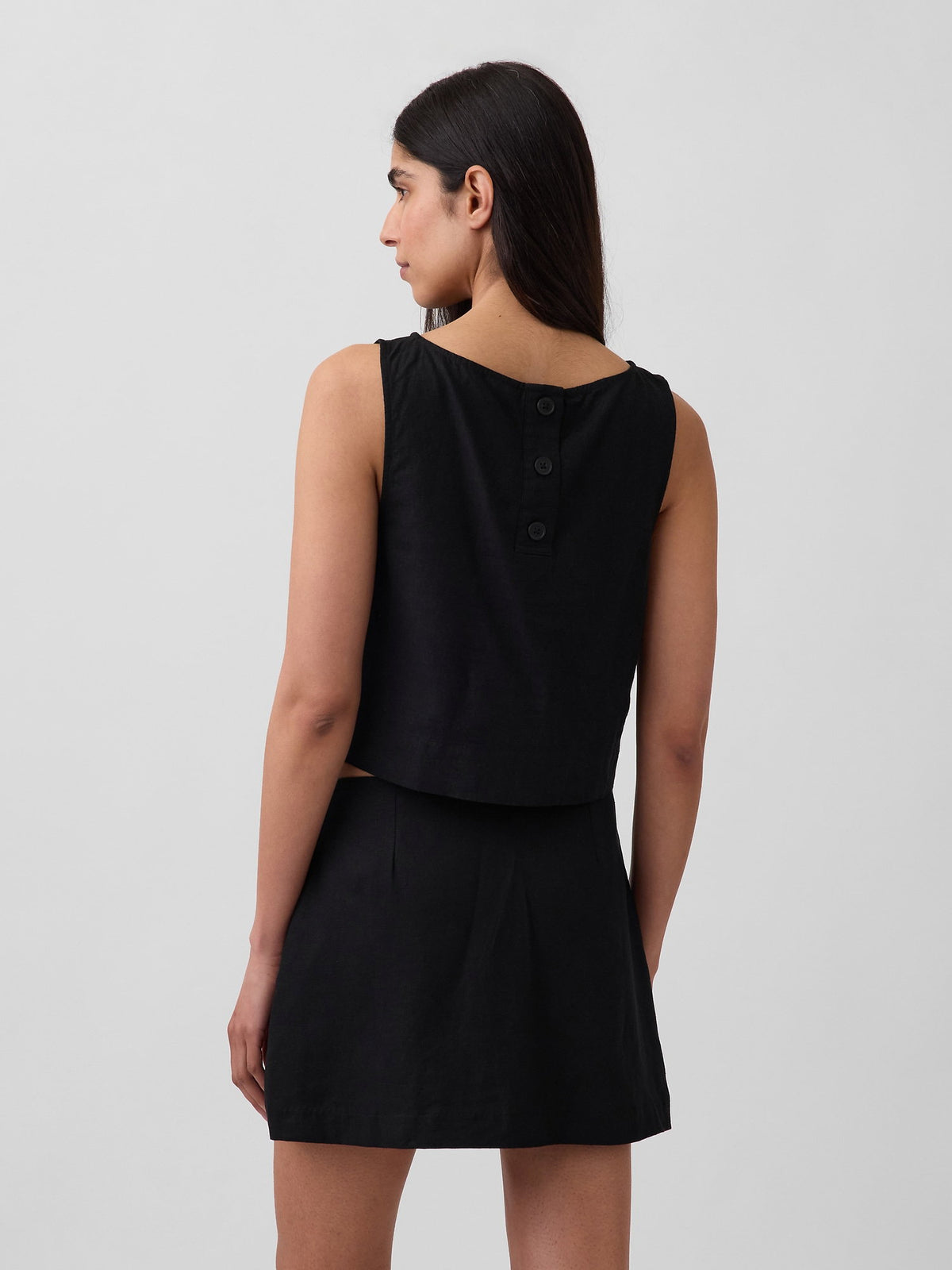 Beyaz Keten Karışımlı Crop Shell Kolsuz Bluz