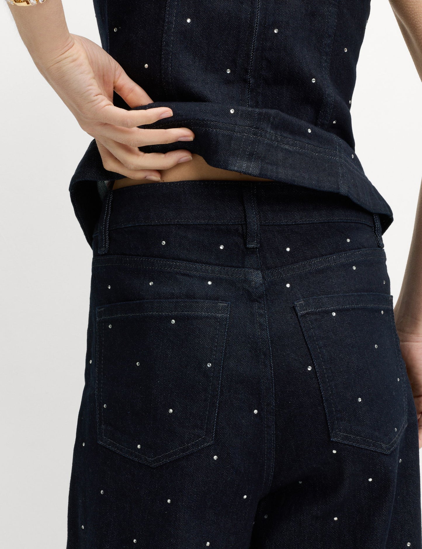 Taş Süslemeli Carrot Denim