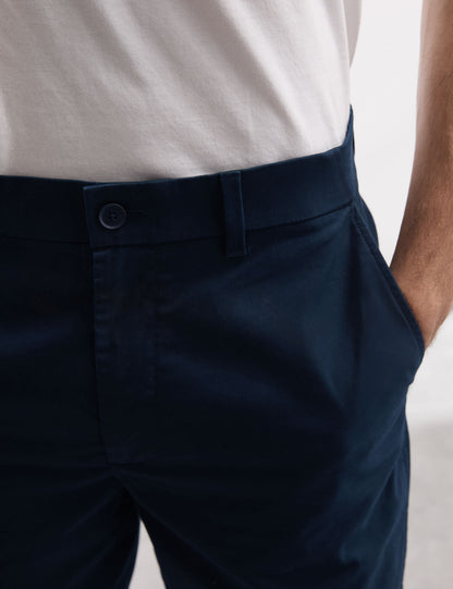 Pamuk Karışımlı Regular Fit Lightweight Chino Şort