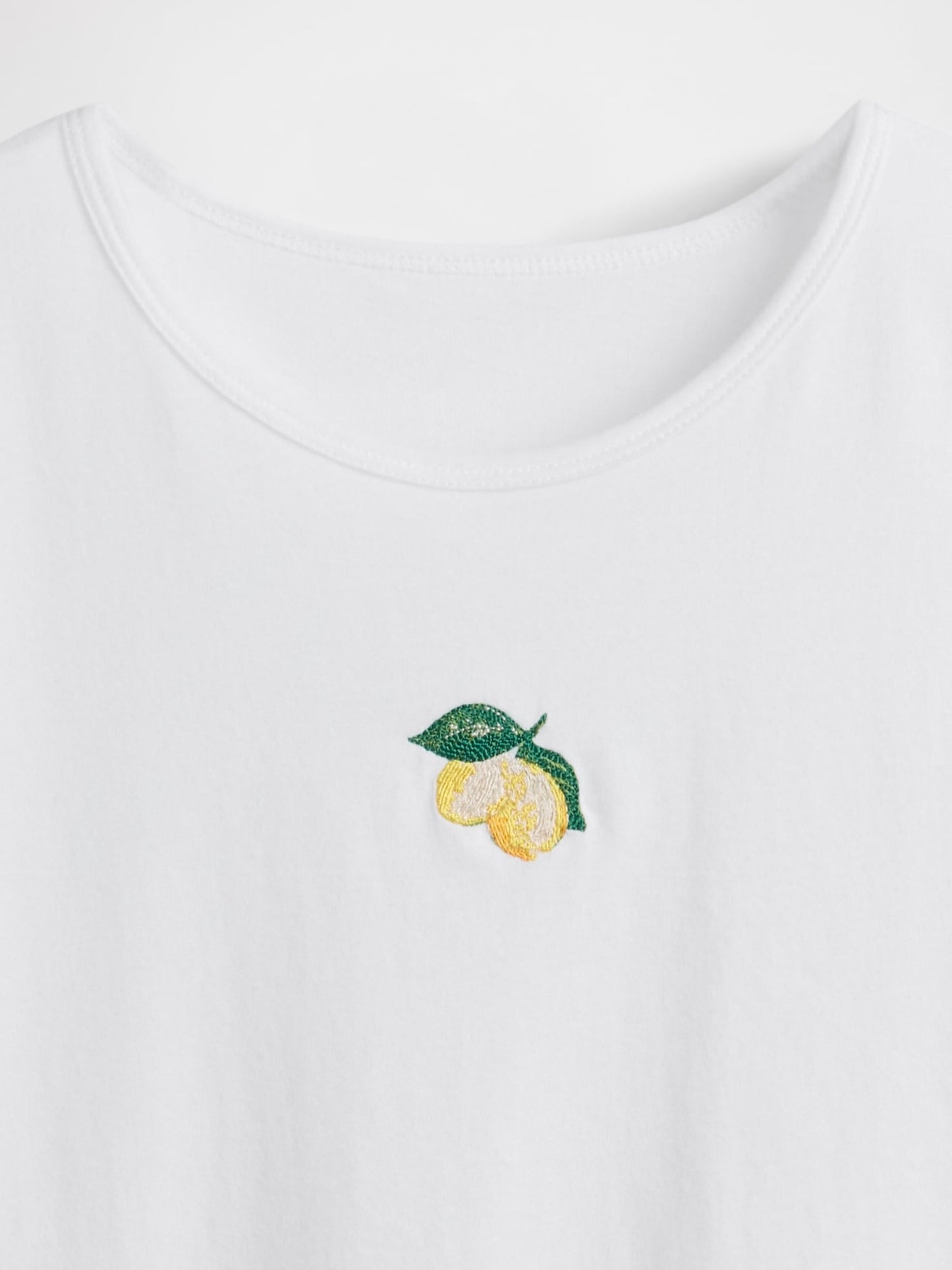 Beyaz Grafikli Crop T-shirt