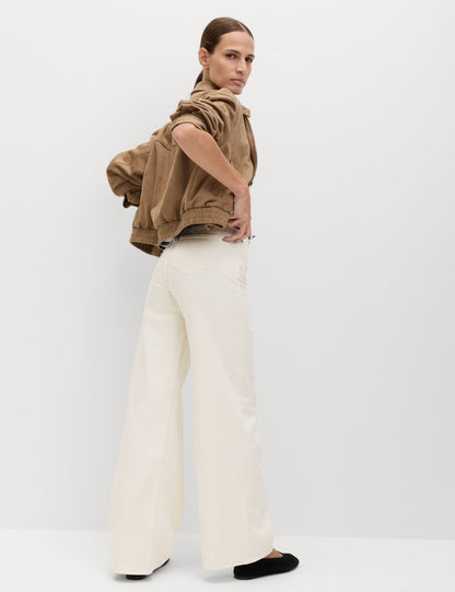 Wide Leg Jean