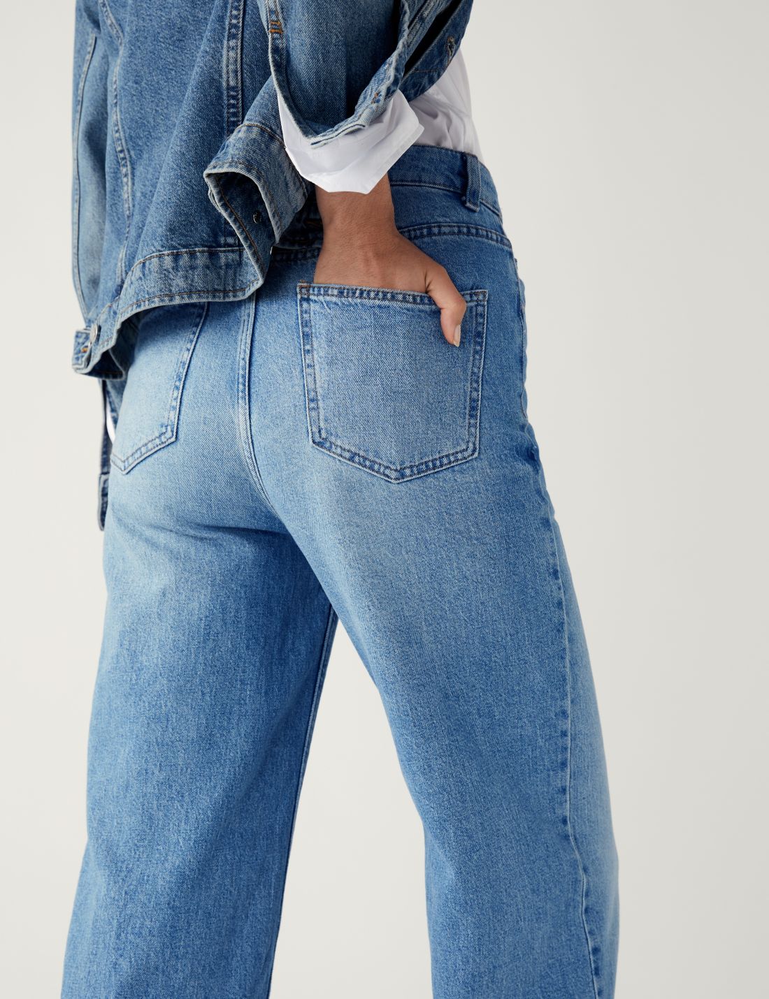 Wide Leg Jean
