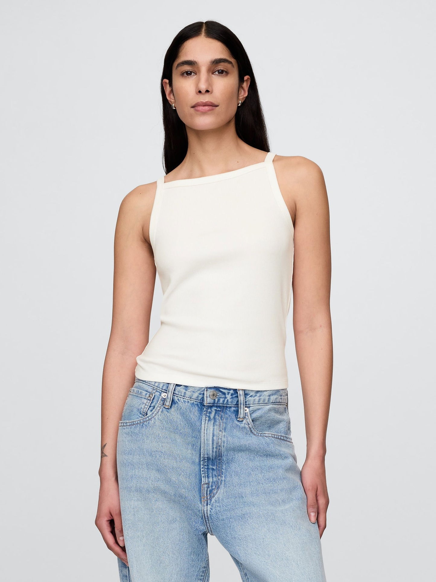 Beyaz Halter Yaka Modern Atlet