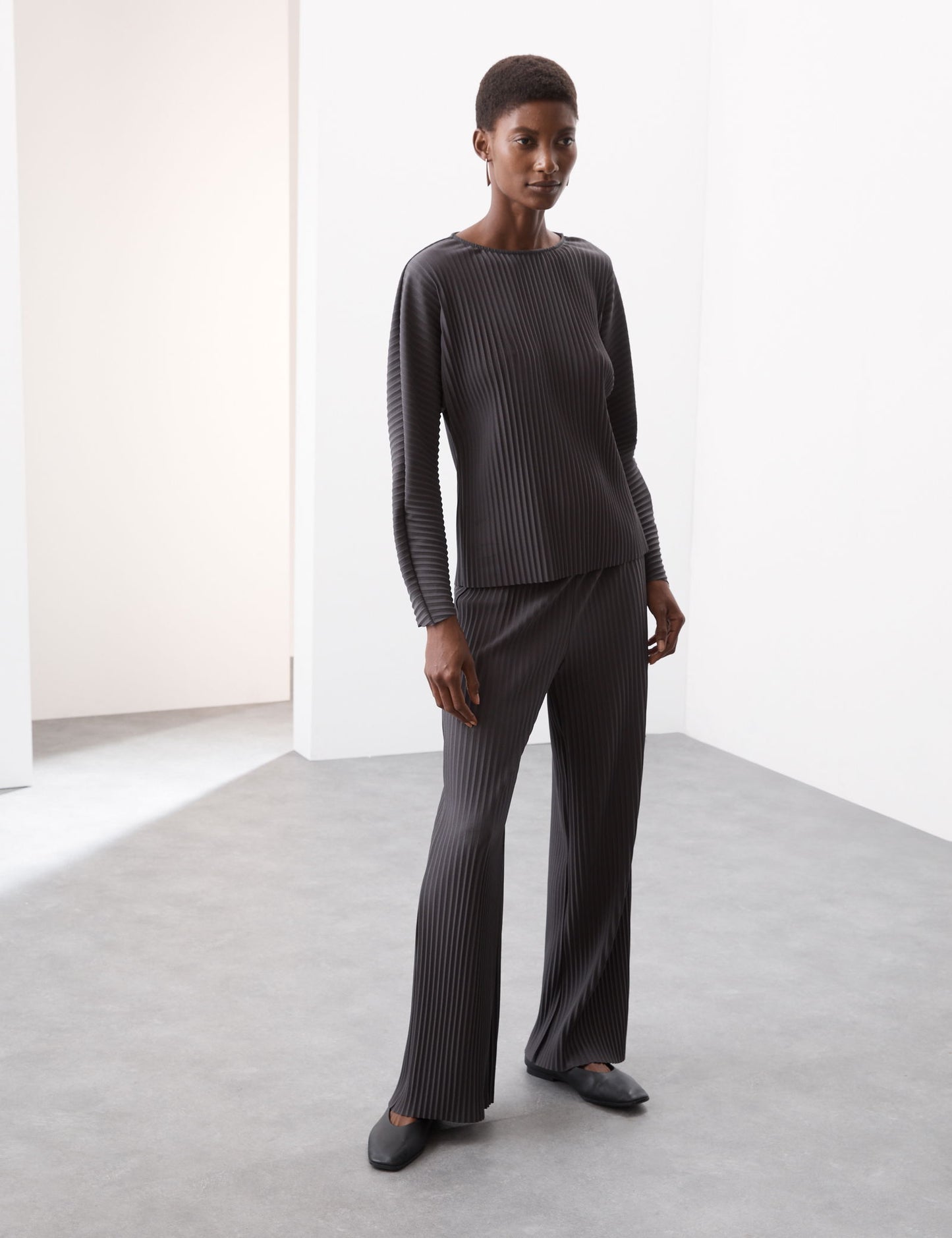 Pile Detaylı Wide Leg Pantolon