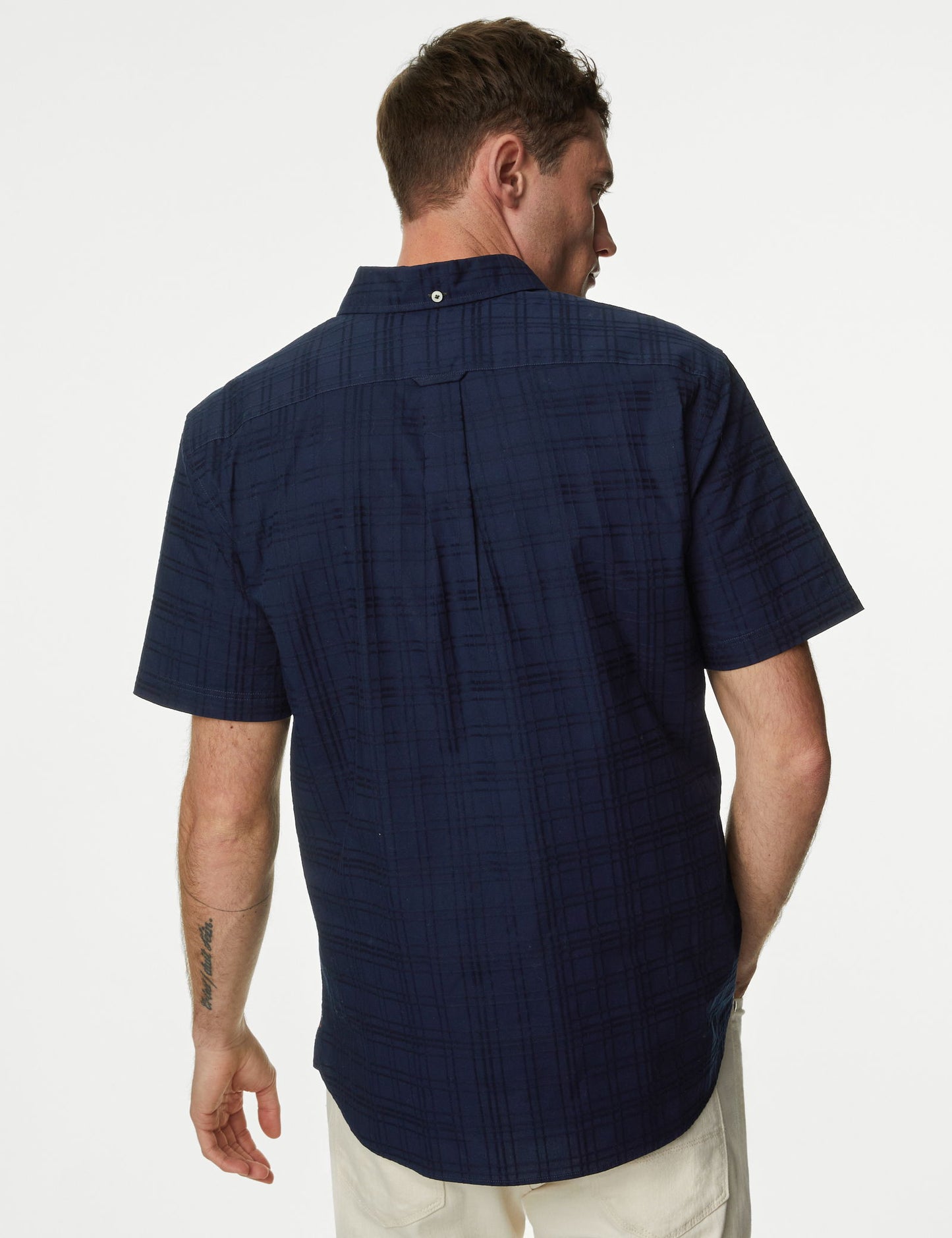 Saf Pamuklu Dokulu Kısa Kollu Gömlek