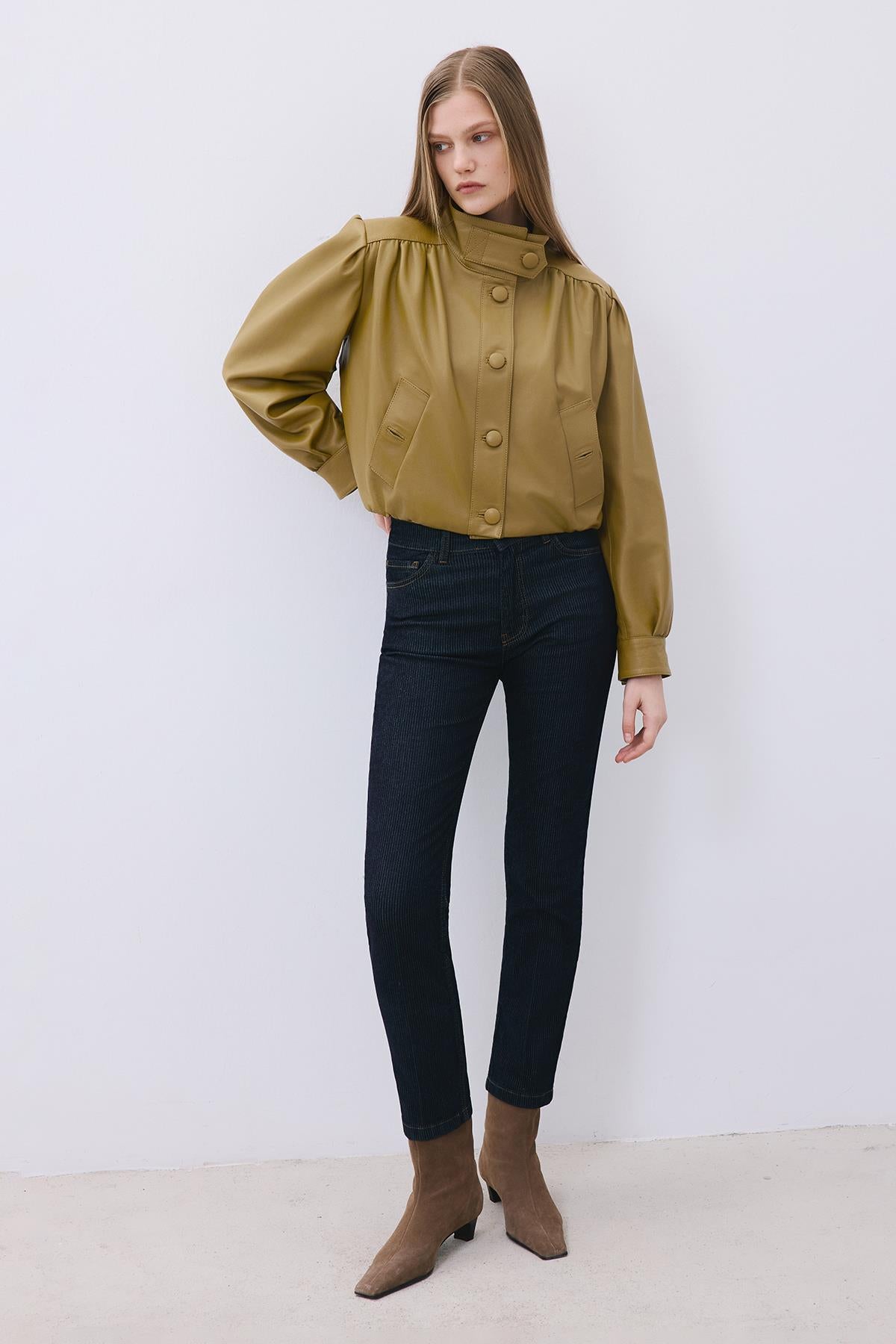 Dik Yaka Hakiki Deri Crop Olive Ceket