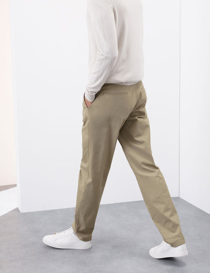Regular Fit Süper Lightweight Chino