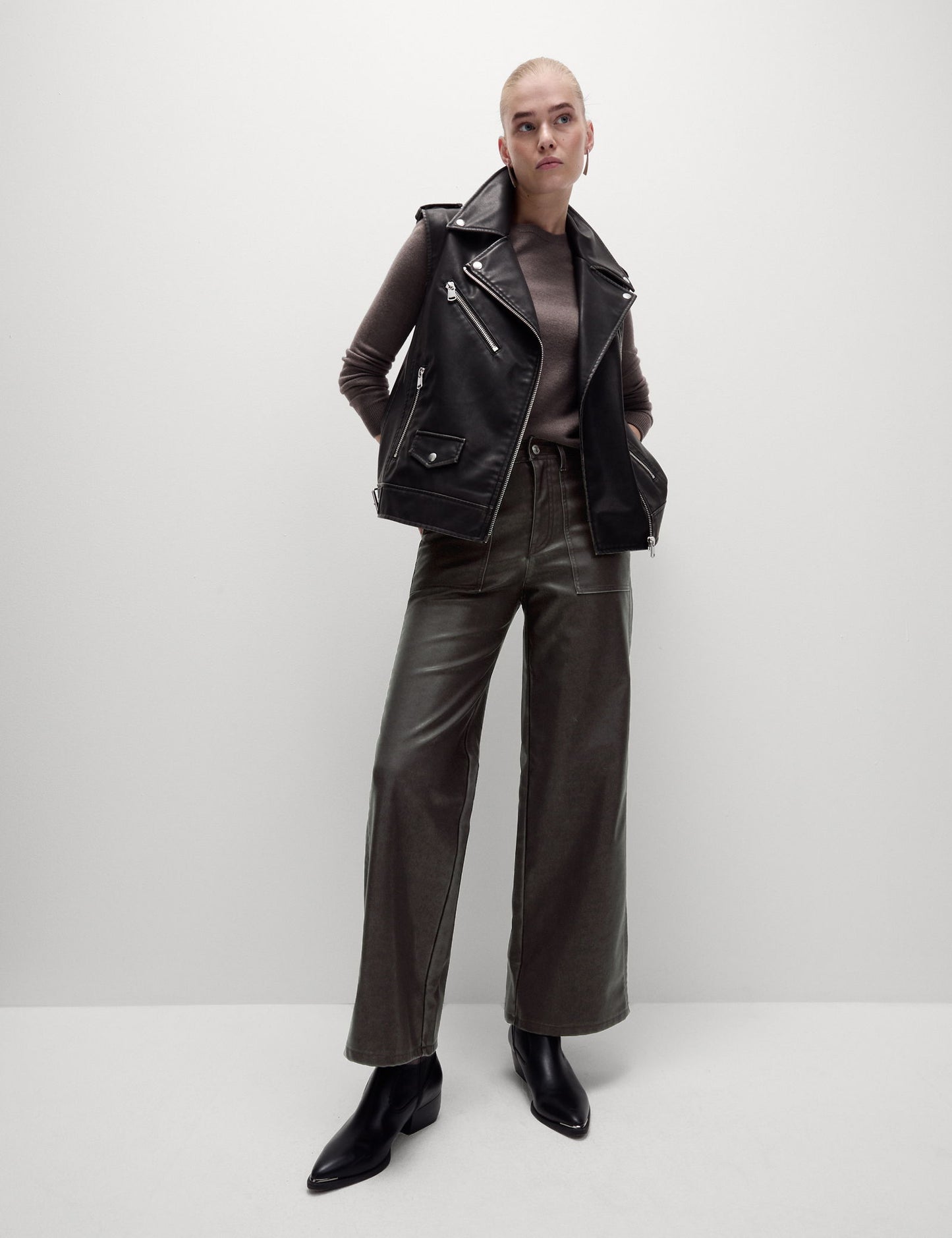 Deri Görünümlü Wide Leg Pantolon