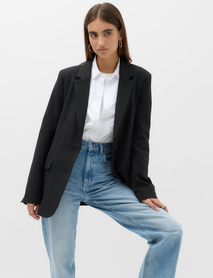 Düz Kesim Tek Düğmeli Blazer