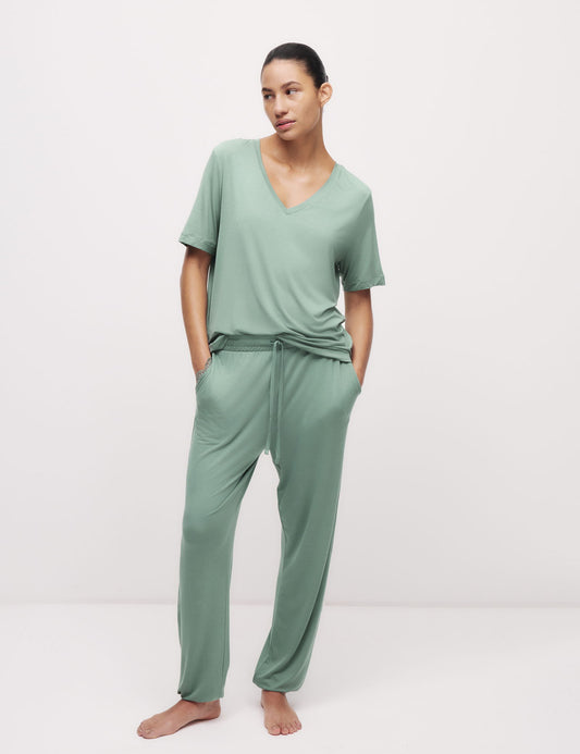 Dantel Detaylı Pijama Üstü