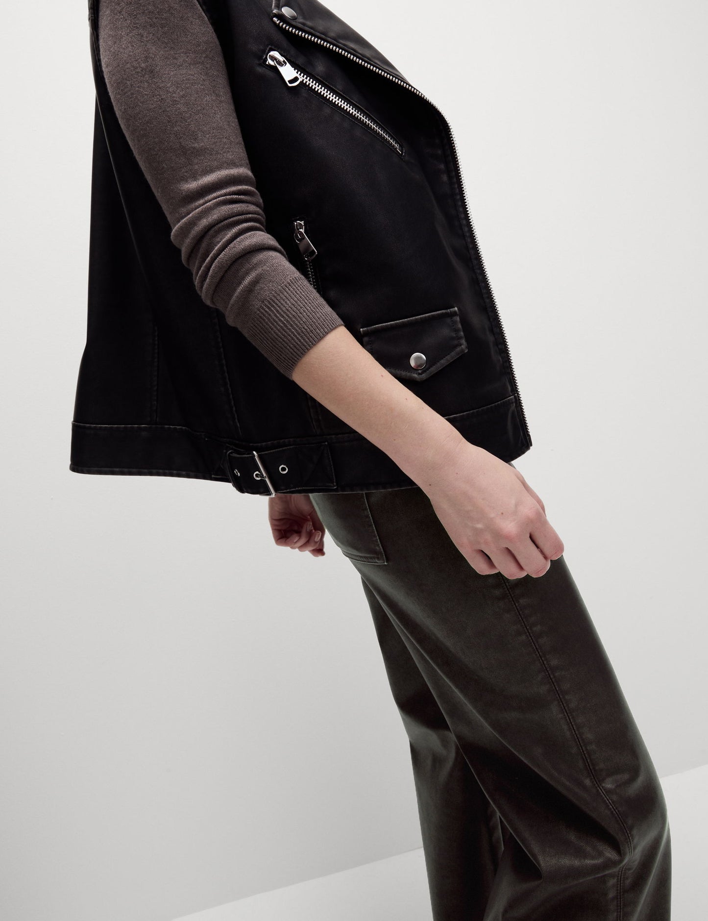 Deri Görünümlü Wide Leg Pantolon