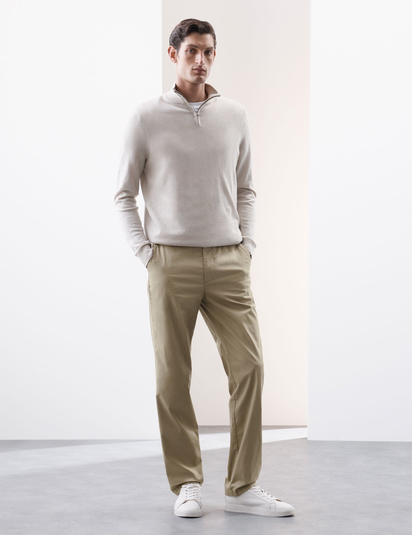 Regular Fit Süper Lightweight Chino
