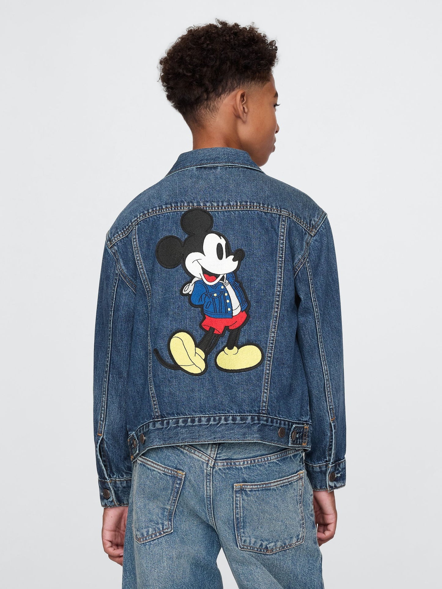 Koyu Mavi Gap × Disney Mickey Mouse Grafikli Icon Denim Ceket