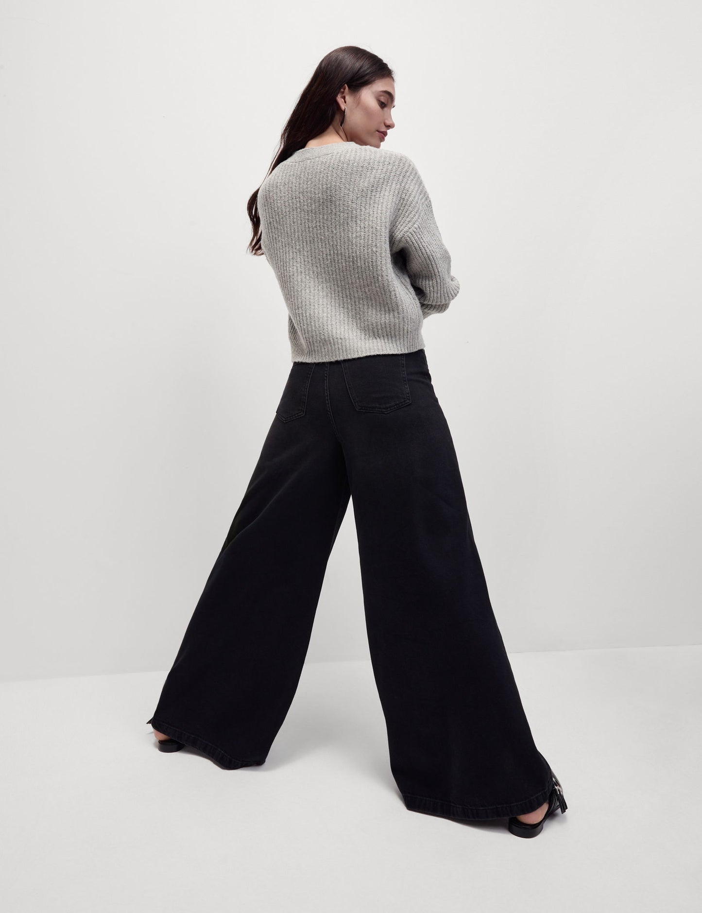 V Yaka Relaxed Fit Hırka