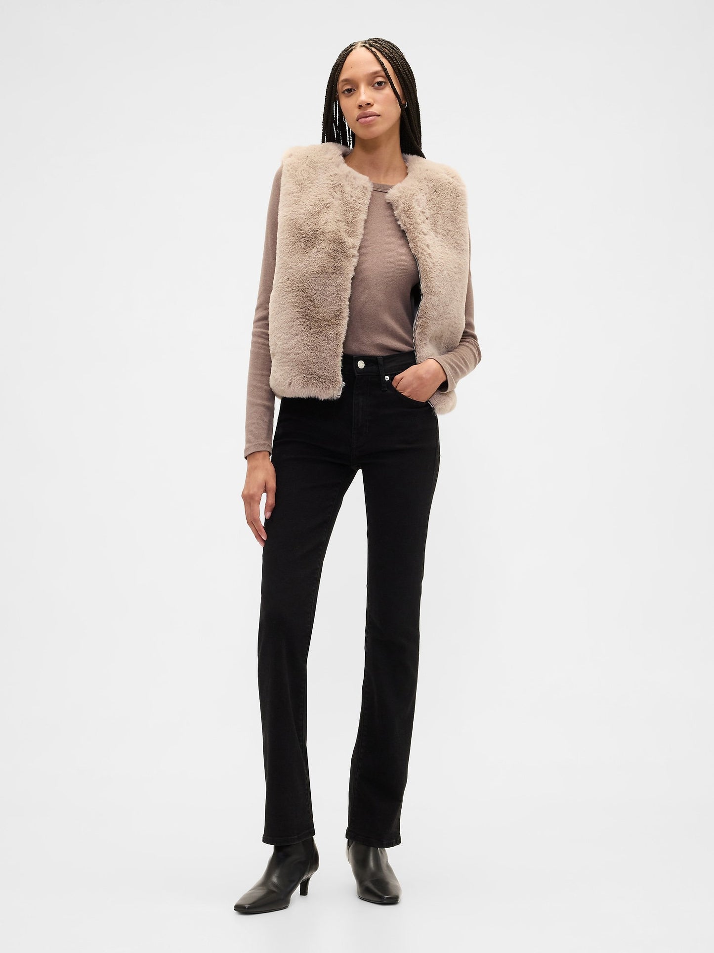 Kahverengi %100 Geri Dönüştürülmüş Faux-fur Kürk Yelek