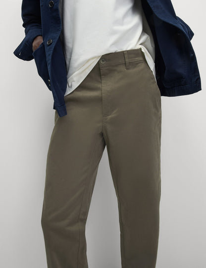 Regular Fit Lastikli Bel Chino