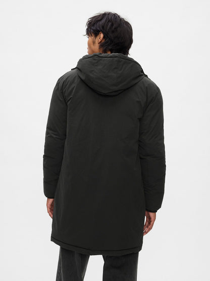 Siyah Yastıklı Parka