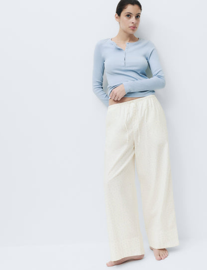 Pamuk Karışımlı Puantiyeli Henley Yaka Pijama Takımı
