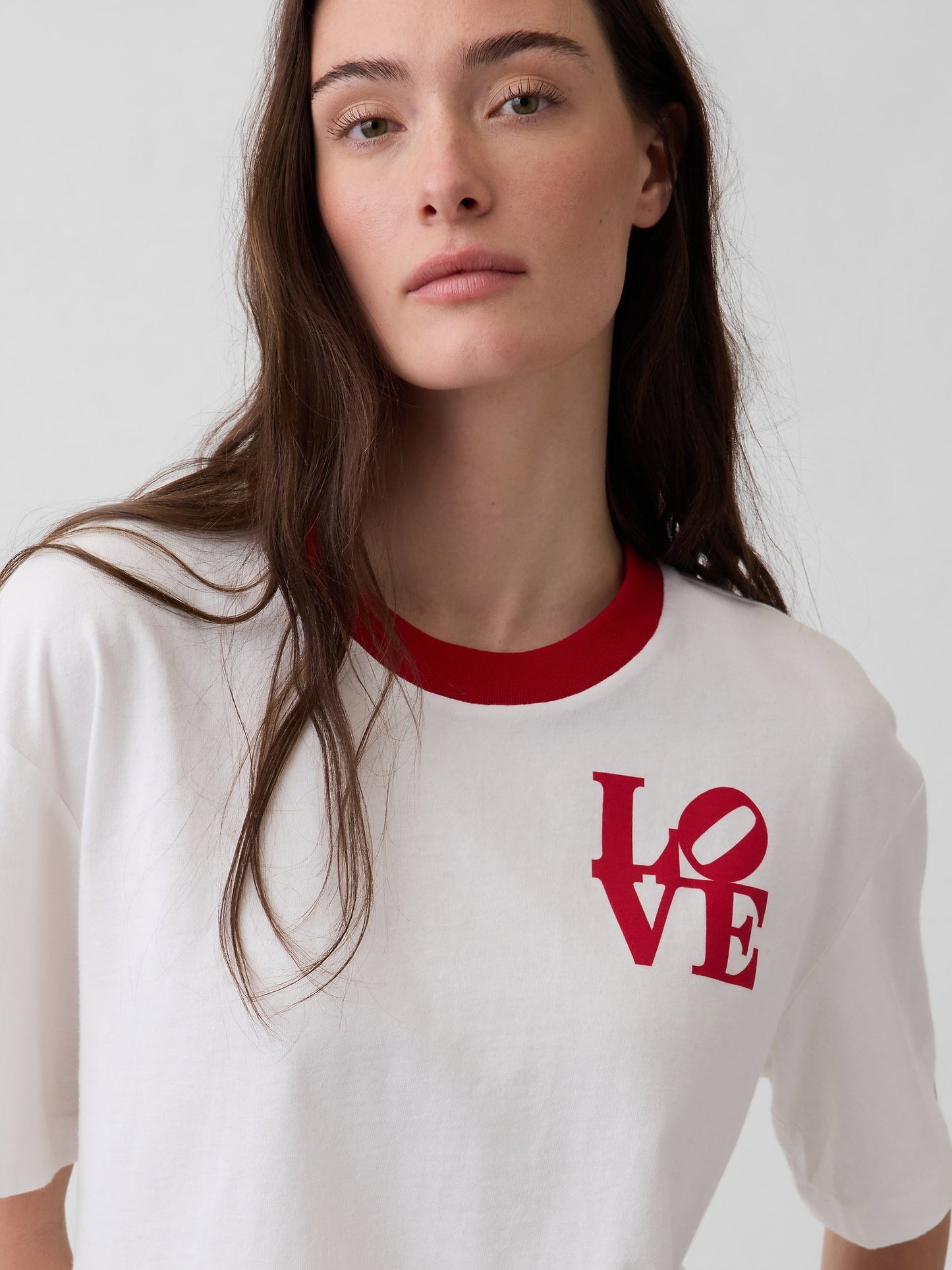 Beyaz Robert Indiana Love Crop T-shirt