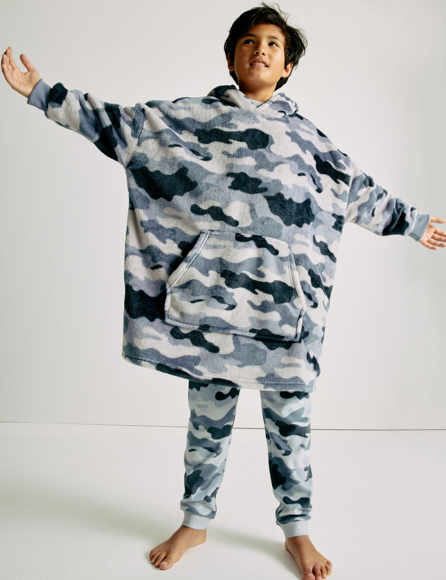 Kamuflaj Desenli Polar Kapüşonlu Oversize Hoodie (3-16 Yaş)