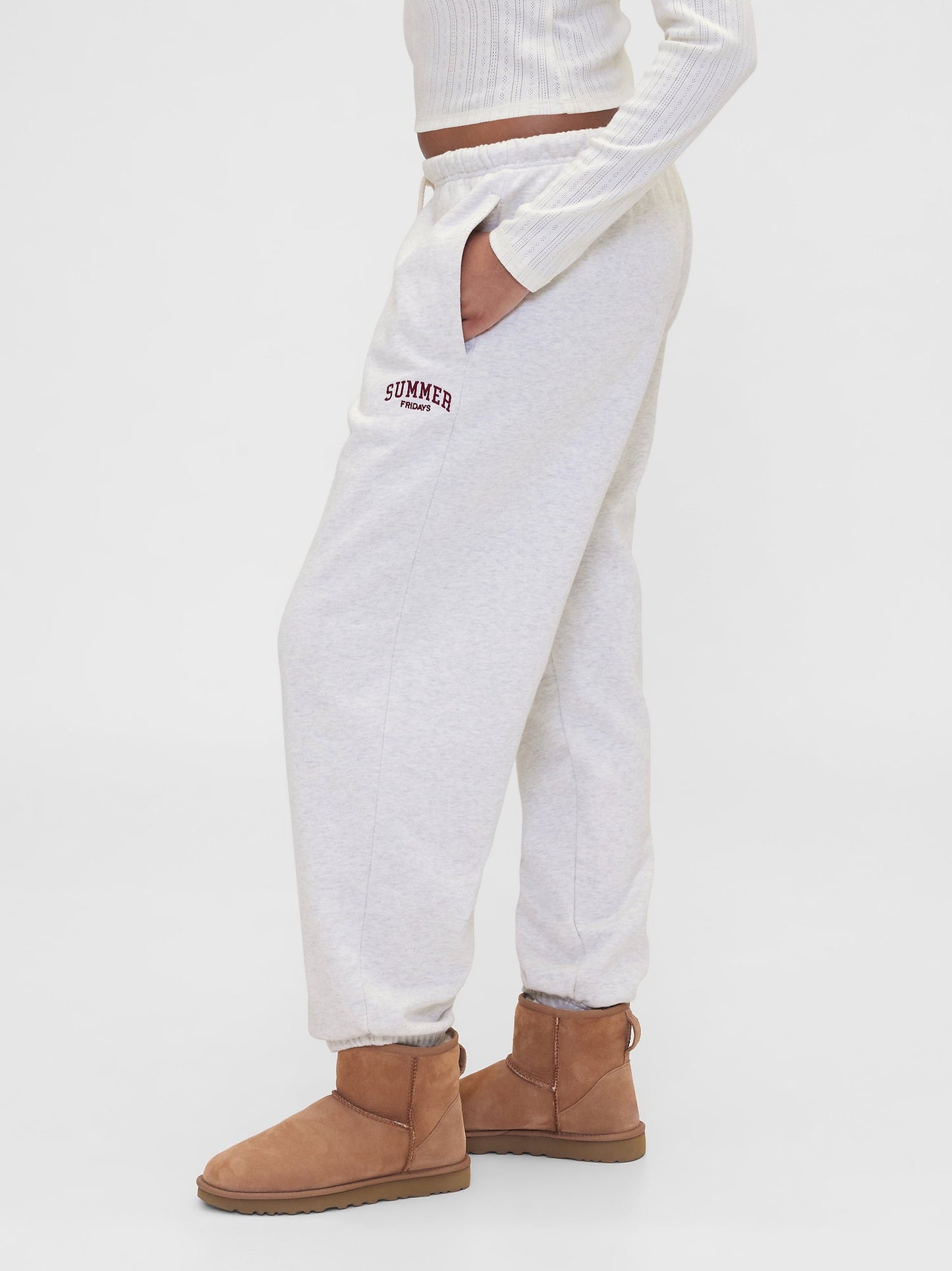 Gri Gap × Summer Fridays Heavyweight Relaxed Logo Eşofman Altı