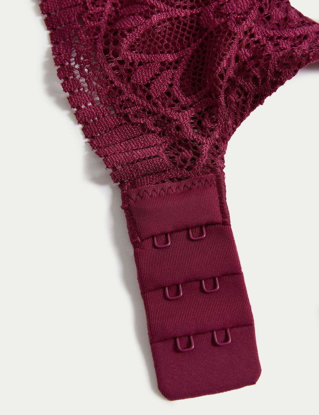 Body Soft™ Destekli Plunge Sütyen