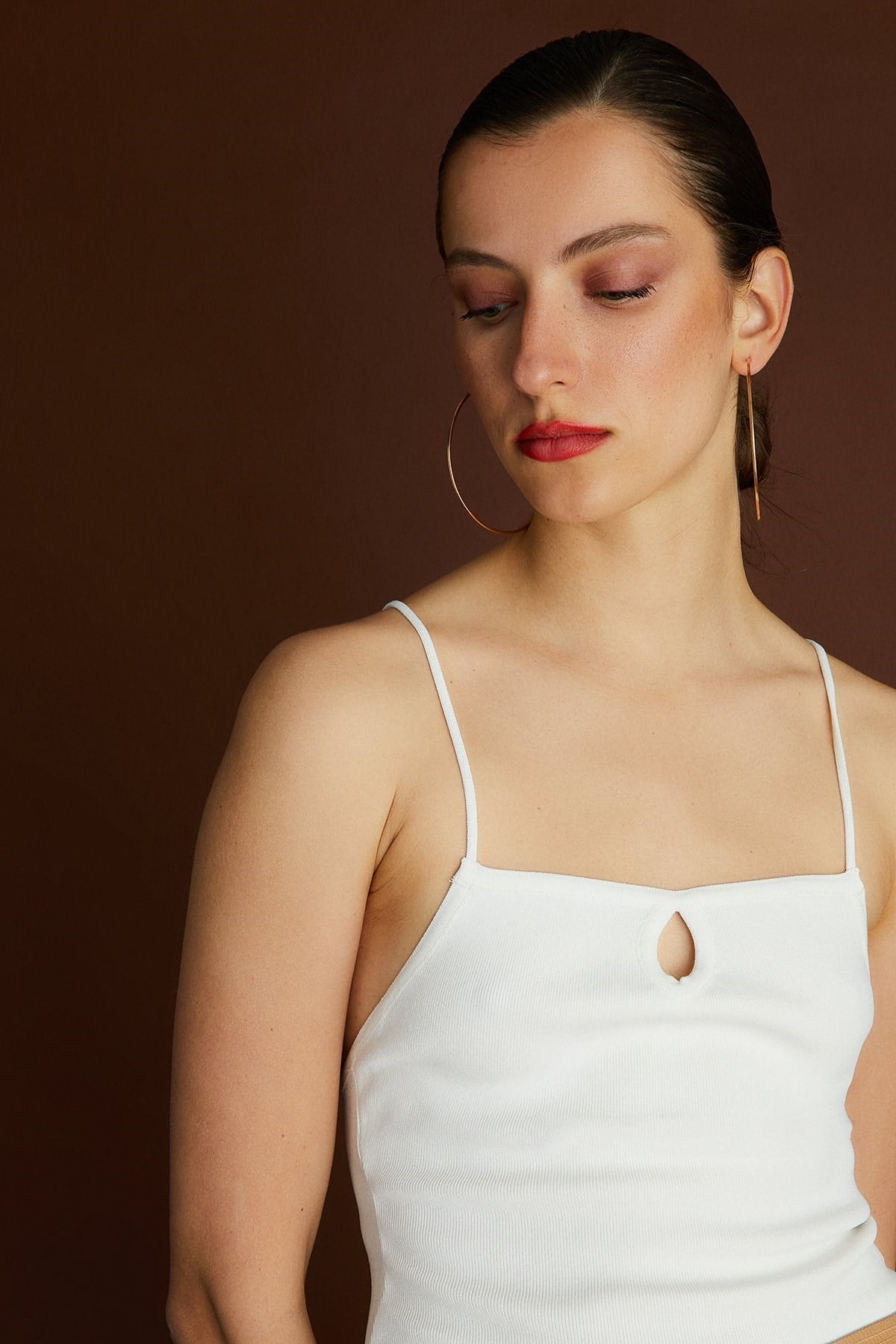 Ekru Askılı Triko Crop Top