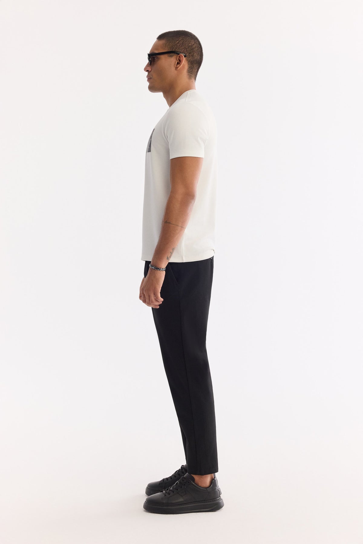 Ekru Bisiklet Yaka Baskılı Bi-stretch Interlok T-shirt