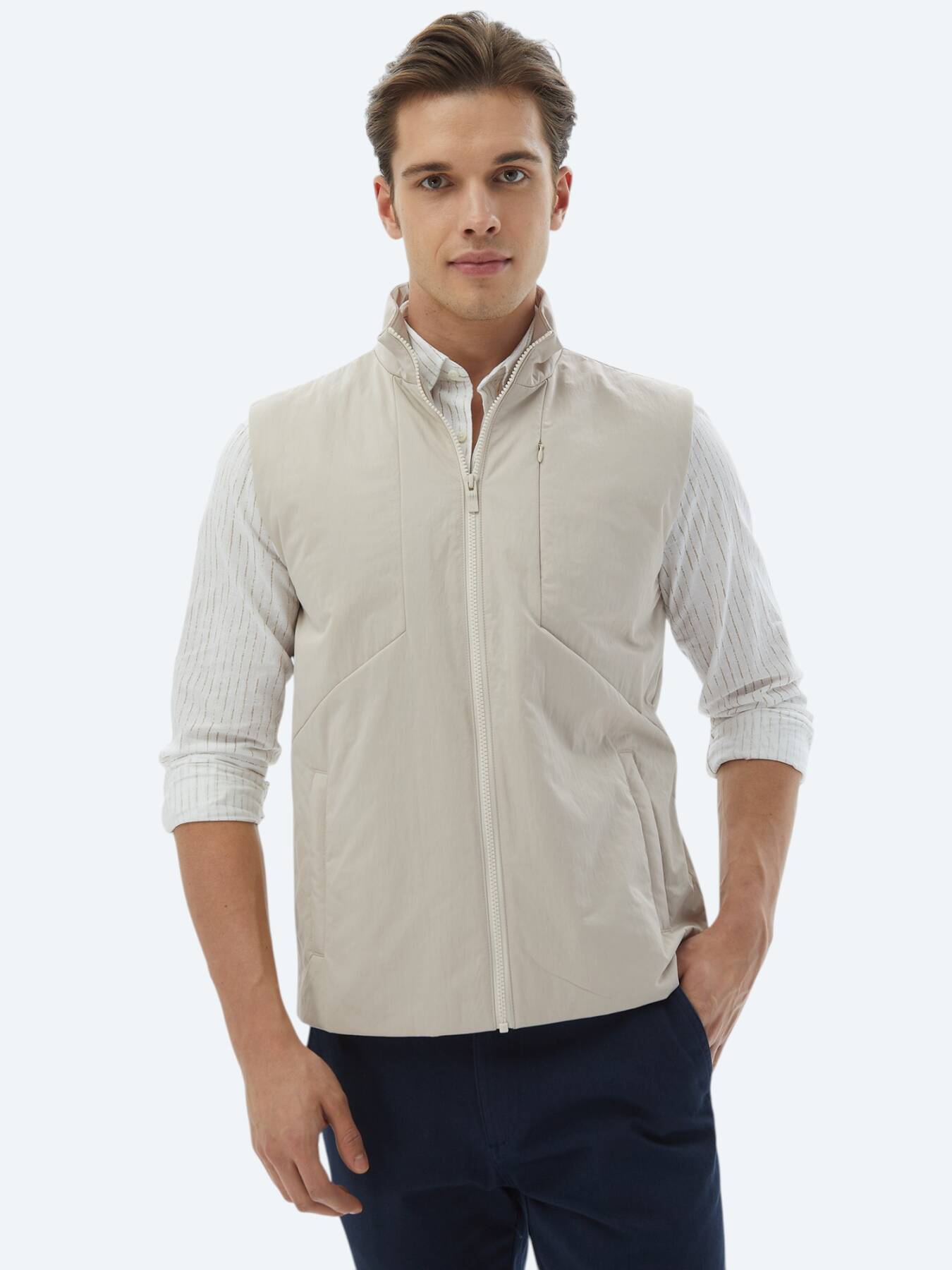 Ekru Regular Fit Dik Yaka Casual Dokuma Spor Yelek