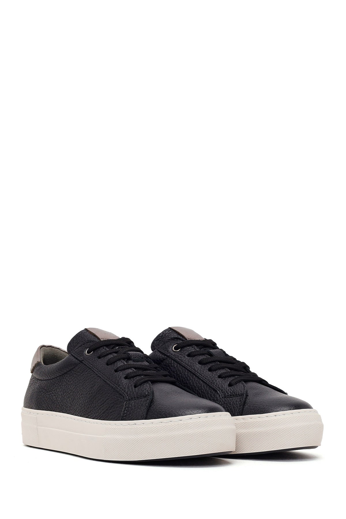 Kadın Siyah Bağcıklı Deri Sneaker