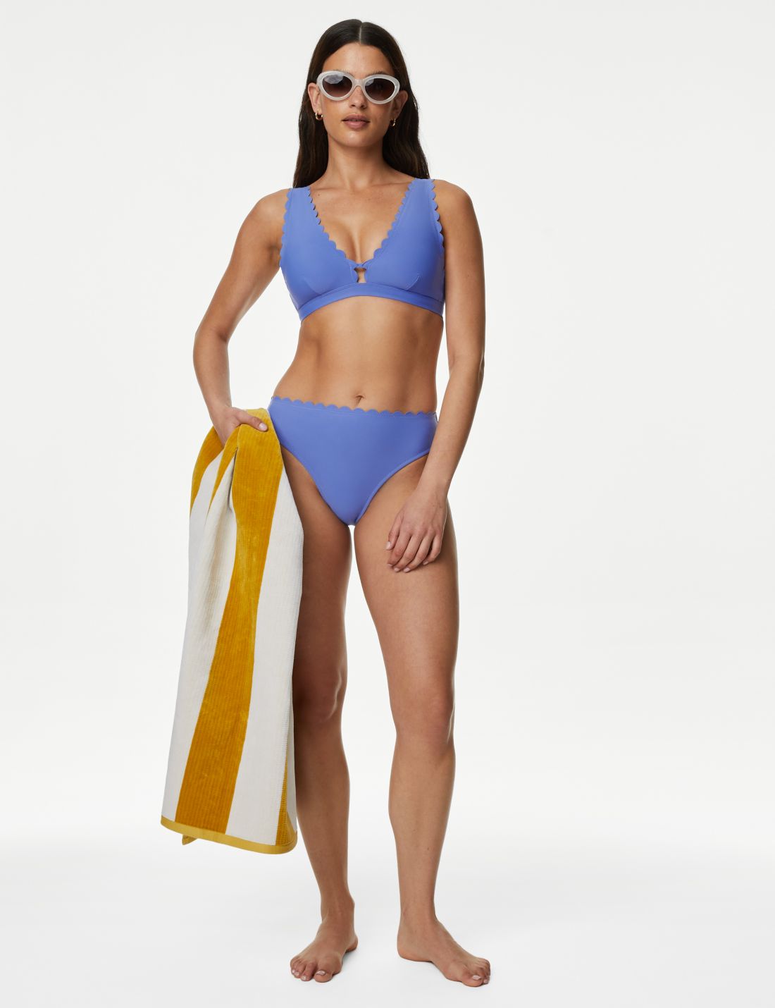 Regular Fit Destekli Bikini Üstü