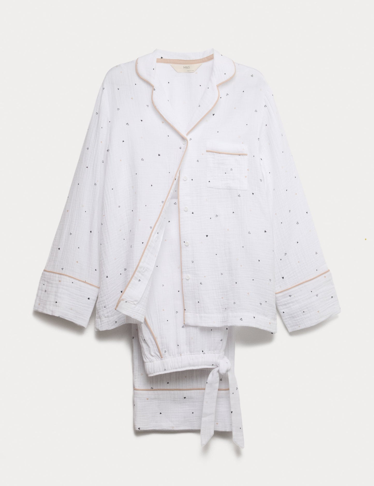 Kalp Detaylı Pijama Takımı