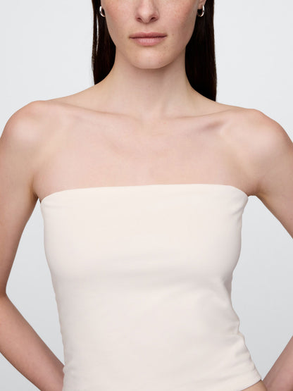 Beyaz Closeknit Kısa Boru Üst