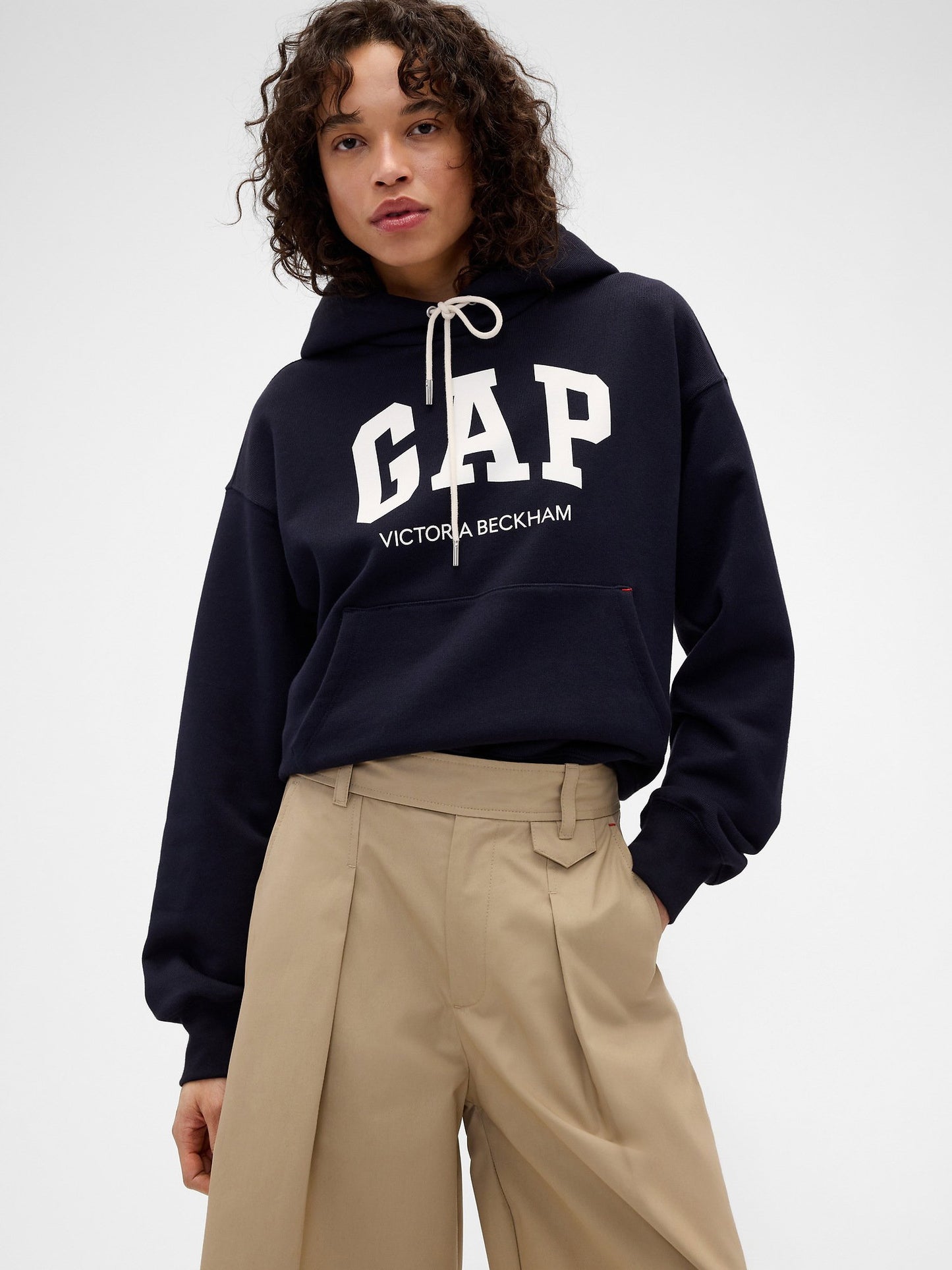 Bej Gap × Victoria Beckham High Rise Pileli Şort